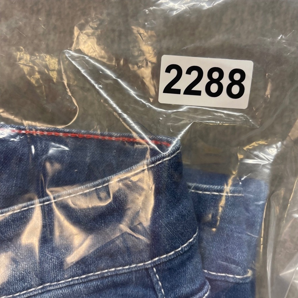 L&B Baseball Patch Distressed Jeans Womens 14 Medium Wash Straight‎ Leg Stretch - Picture 11 of 11